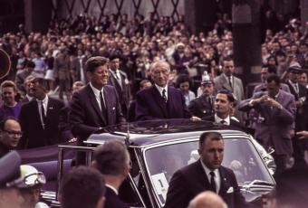 Ankunft am Kölner Dom mit Bundeskanzler Konrad Adenauer, 23.6.1963