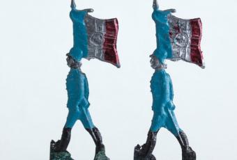 Reichswehrsoldaten der Weimarer Republik mit falscher Bemalung © Stadtmuseum Berlin | Foto: Sebastian Ruff