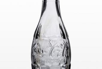 Coca-Cola-Flasche, Ruhrglas AG, 1937 © Stadtmuseum Berlin | Foto: Oliver Ziebe