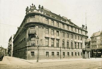 Das Ephraim-Palais mit der Erweiterung von 1895 im Jahr 1910