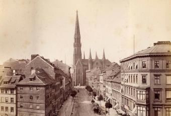 Die Berliner Petrikirche um 1885