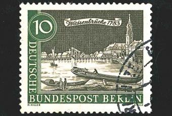 Die Waisenbrücke im Jahr 1783 auf einer Briefmarke der Deutschen Bundespost Berlin von 1962 © Stadtmuseum Berlin | Reproduktion: Heiko Noack