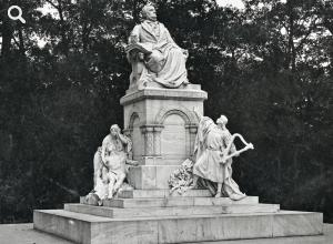 Das von Ludwig Leichner gestiftete Richard-Wagner-Denkmal im Berliner Tiergarten, 1903 © Stadtmuseum Berlin | Foto: Max Missmann