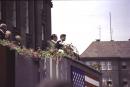 Kennedy auf dem Balkon des Schöneberger Rathauses
